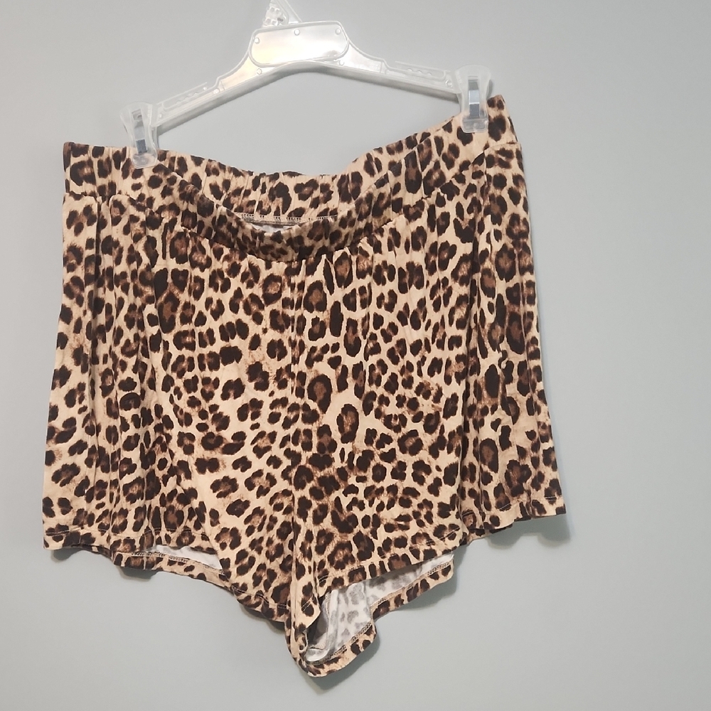 Leopard Print High-Waisted Shorts